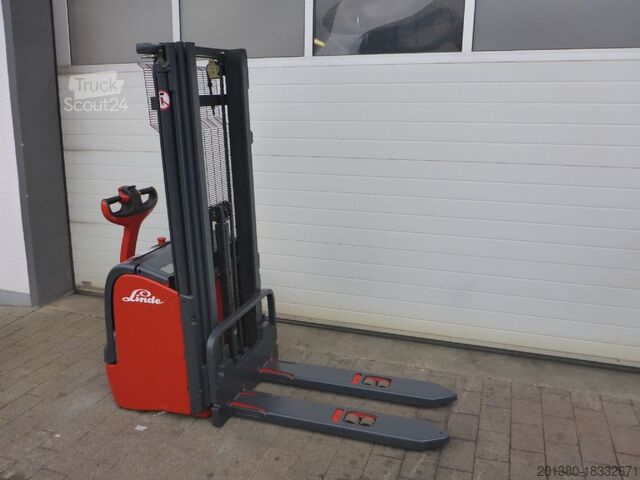 Handmatige stapelaar Linde L14