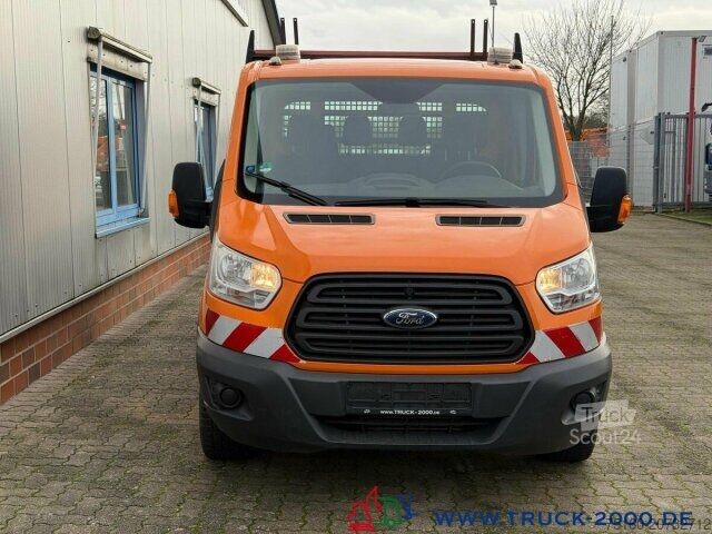 Trevägs tippbil Ford Transit 350L 4x4 DoKa 6Sitzer 3 Seitenkipper AHK