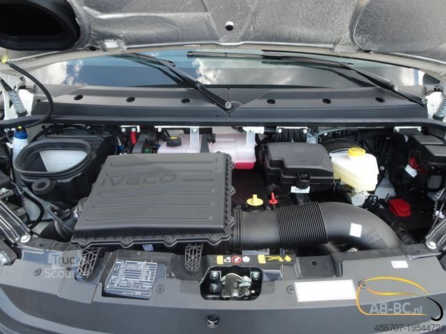 Touringcar IVECO Daily 65C18 NEU Automatic 24 Sitze 3 Stück