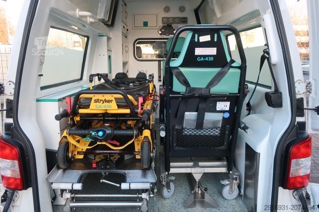 Gaisrinė mašina VOLKSWAGEN T5 Transporter Hochdach lang/KTW/Klima/FN: A94