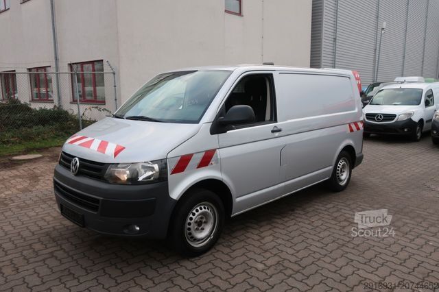 Furgon blaszak VOLKSWAGEN T5 Klima / AHK / Scheckheft / 6 Gang FN: 234