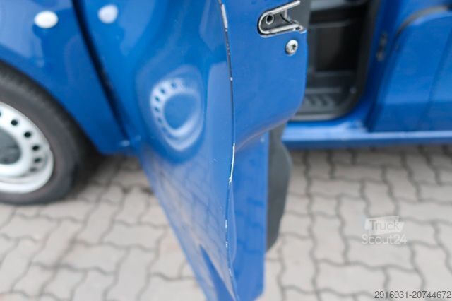 Furgon blaszak MERCEDES-BENZ Vito 111CDI 1.Hand / Navi / Tempomat/ FN:43