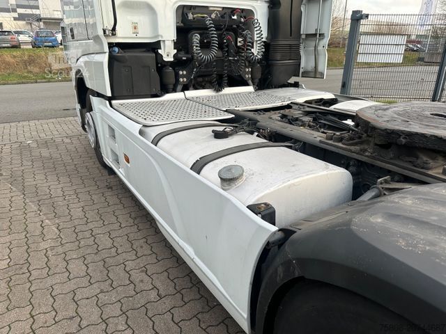 Standard dragbil DAF XF480 SSC Intarder 2Tanks Standklima