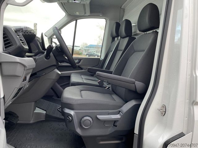 Vrachtwagen met bakwagen MAN TGE 3.160 Fahrgestell Einzelkabine Koffer NAVI