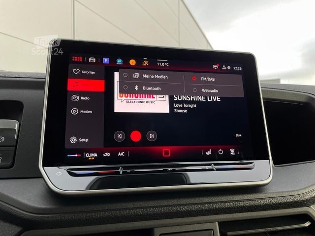 Vrachtwagen met bakwagen MAN TGE 3.160 Fahrgestell Einzelkabine Koffer NAVI