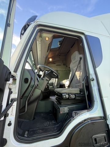 Standard trækkerunit IVECO Stralis 420 Retarder*2Tanks*Xenon*ACC*2Betten*