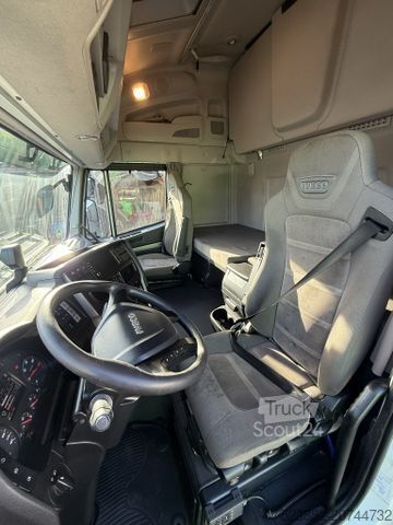 Standard trækkerunit IVECO Stralis 420 Retarder*2Tanks*Xenon*ACC*2Betten*
