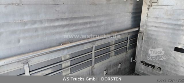 Ремарке за превоз на коне MENKE-JANZEN Tandem Einstock Top Zustand