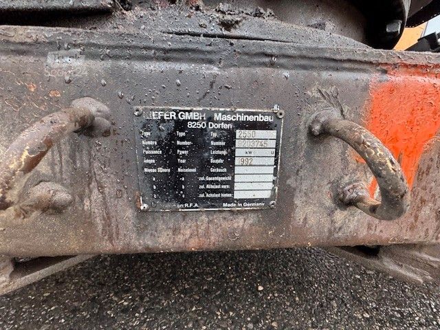 Minikoparka Boki 2550 Friedhofsbagger Kompaktbagger