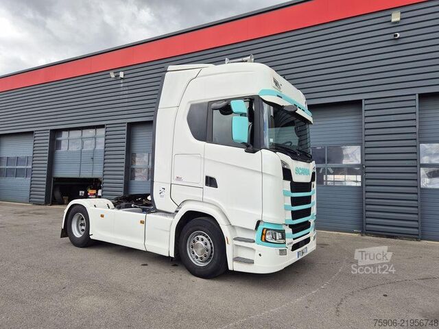 Tractor estándar Scania S