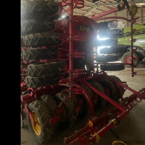 Tohum ekim makinesi Väderstad Rapid 600