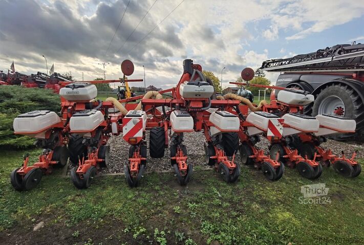 Hassas ekim makinesi Kuhn Maxima 2R Mais 9RG