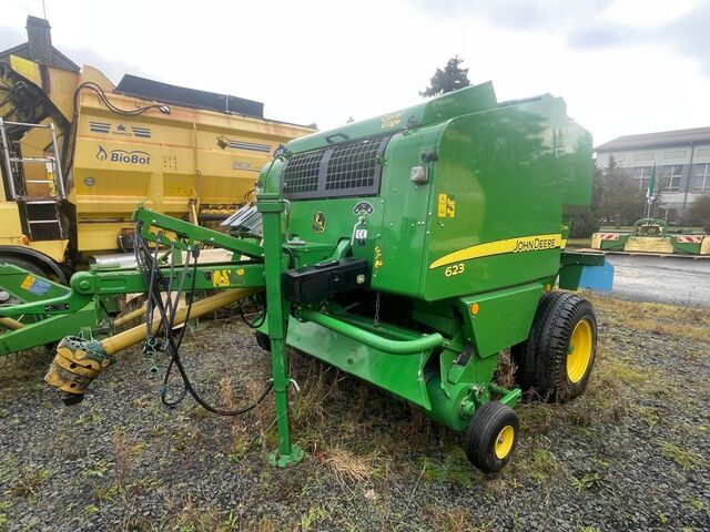 Balya presi (tarım) John Deere 623 Cover Edge