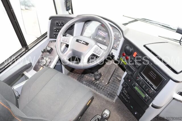 Tilausajobussi Van Hool EX16 M  / Tourismo 16RHD / Alicron TX16 / Lift ...