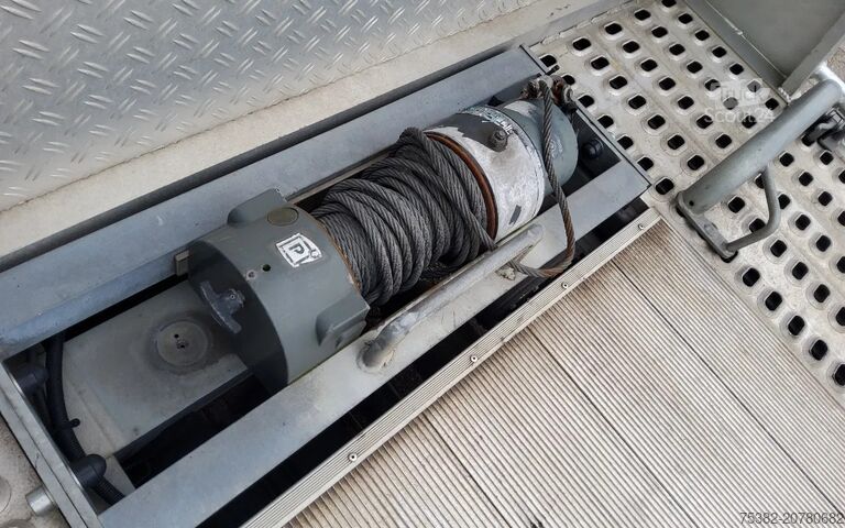 Fourgon porte-voitures Renault Master 165 PK OPRIJWAGEN MET HULPLUCHTVERING VF...