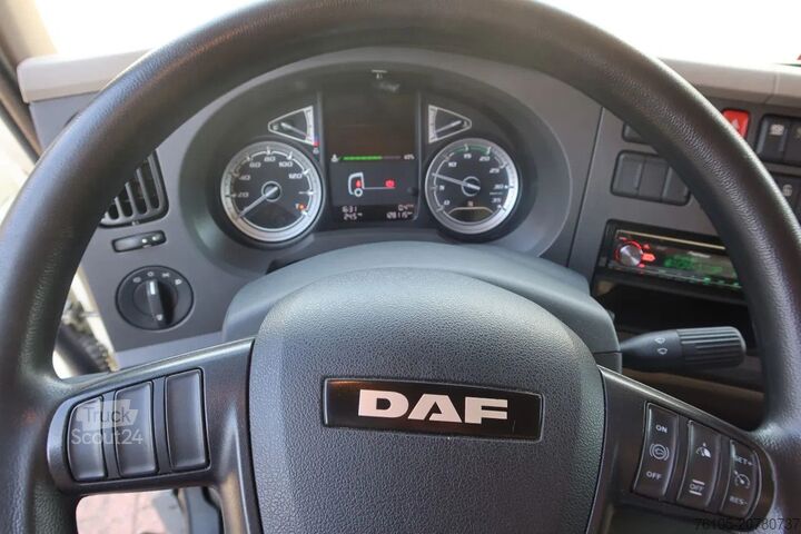 Kovček DAF LF 210 FA Bakwagen + Dhollandia 2000 kg klep ex...