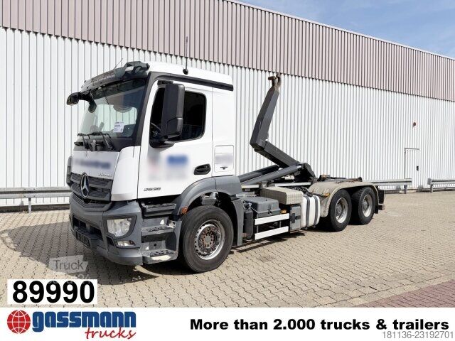 Kanca kasalı yük kamyonu (roll-off) Mercedes-Benz Antos 2636 L 6x4, VDL S 21-550 Abrollanlage