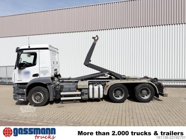 Kanca kasalı yük kamyonu (roll-off) Mercedes-Benz Antos 2636 L 6x4, VDL S 21-550 Abrollanlage