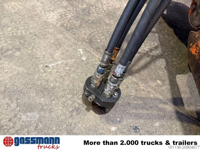 Grue montée sur camion Kinshofer KM 605-200