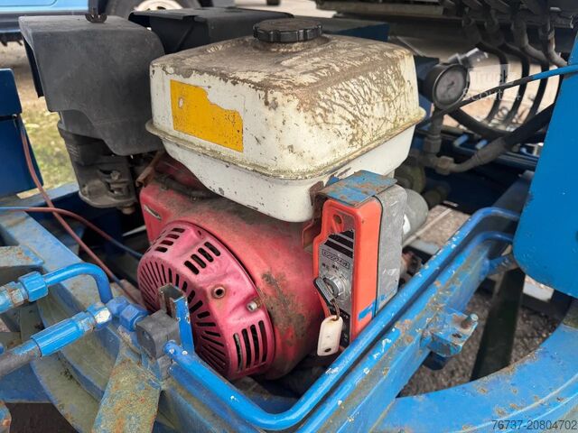 Platforma podnosząca Klaas **LADDERLIFT-DAKWERKERSLIFT-VERHUISLIFT**