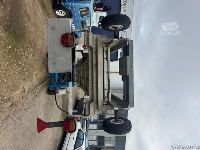 Platforma podnosząca Klaas **LADDERLIFT-DAKWERKERSLIFT-VERHUISLIFT**