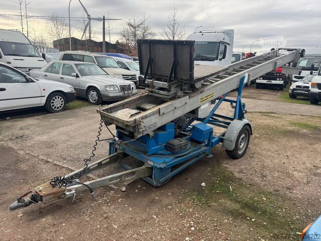 Platforma podnosząca Klaas **LADDERLIFT-DAKWERKERSLIFT-VERHUISLIFT**