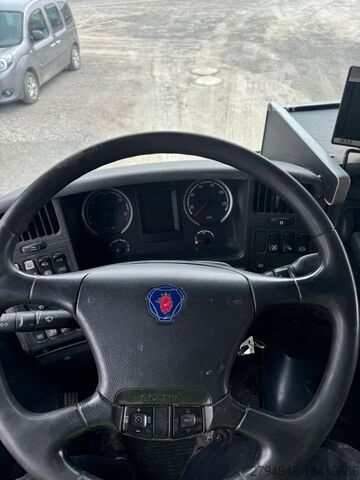 Camion de aspirație și presiune SCANIA R560