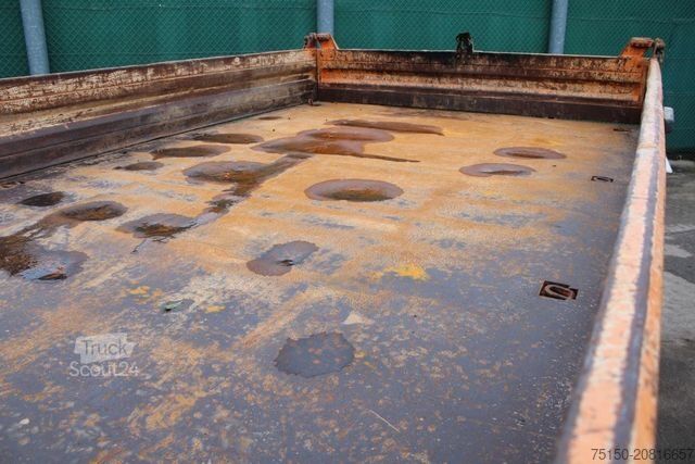 Třístranný sklápěč MERCEDES-BENZ 922 K - Nr.: 642