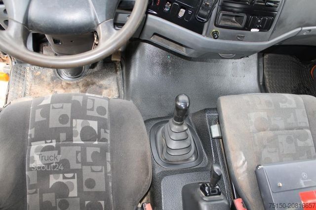 Třístranný sklápěč MERCEDES-BENZ 922 K - Nr.: 642