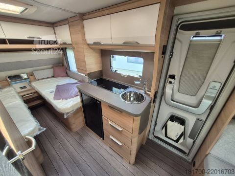 Wohnwagen Knaus Südwind 460 EU Black Selection *1700kg*Duschausbau*ATC*