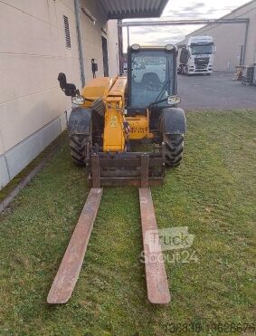 Telescopic forklift JCB 525-60