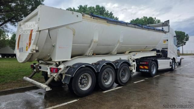 Sklopný návěs Benalu C34 CNS