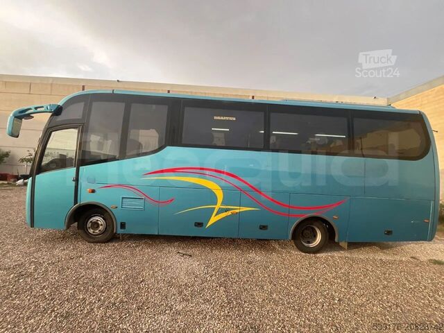 Turismo IVECO Andecar IV2