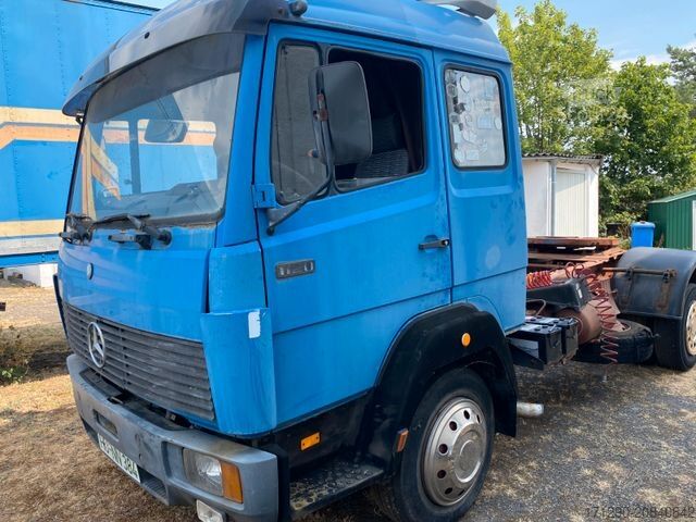 Special purpose truck MERCEDES-BENZ 1120 S