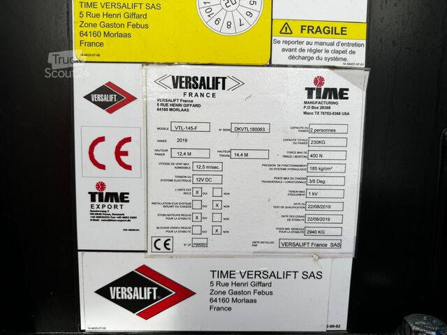 Fourgonnette Renault Hubarbeitsbühne Versalift  VTL-145 F