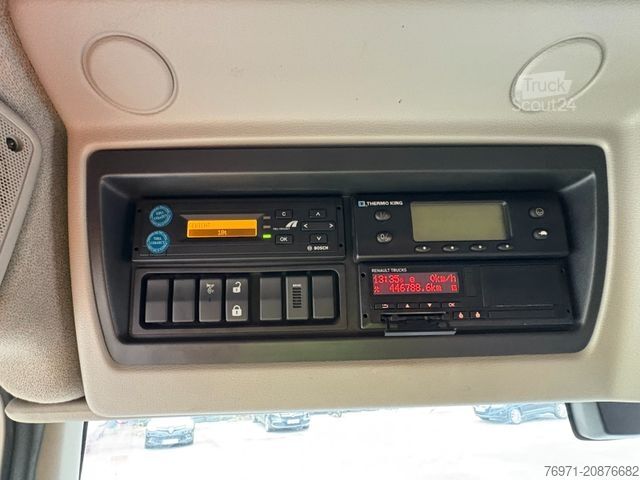 Chladený nákladný automobil RENAULT 16t  Kühlkoffer  8m Lang