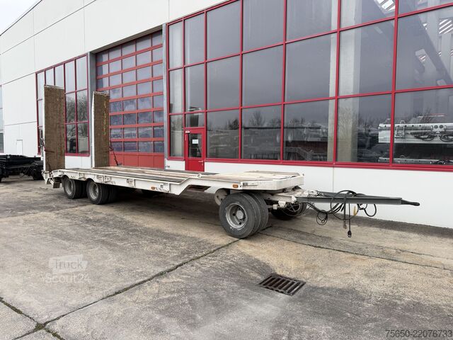 Remorque porte-engins surbaissée Müller Mitteltal T3  3 Achs Tiefladeranhänger