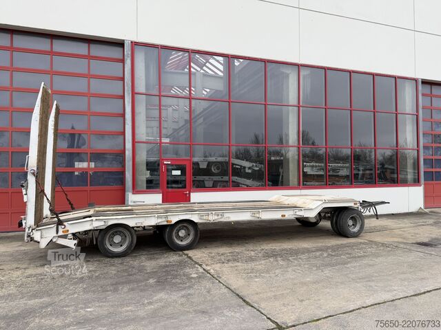 Remorque porte-engins surbaissée Müller Mitteltal T3  3 Achs Tiefladeranhänger