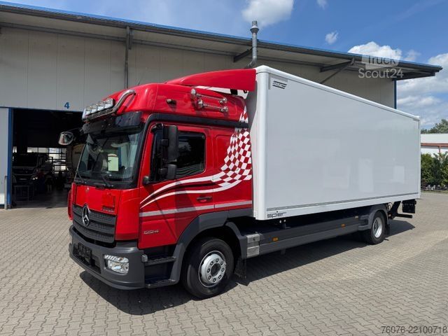 Фургон (грузовой автомобиль) MERCEDES-BENZ 1224 L 7,3m  LBW 1.5t Klima Heizung 1 Bett
