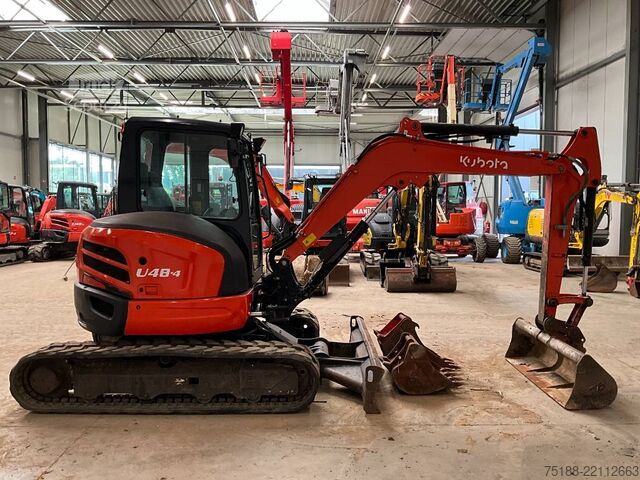 μίνι εκσκαφέας Kubota U 48-4
