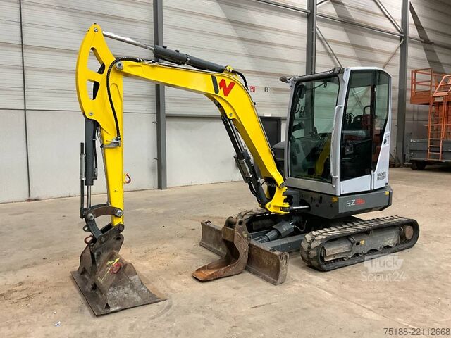 Minibagr Neuson EZ 36