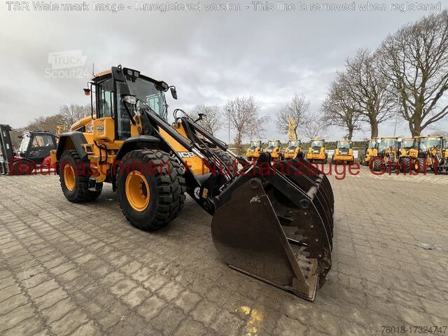 Radlader JCB 437 HT -Demo-