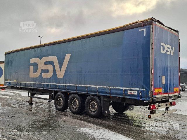 Nyitott ponyvás félpótkocsi Schmitz Cargobull Curtainsider Standard