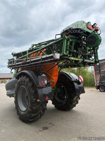 Pesticit püskürtücü Amazone UX 6201 Super