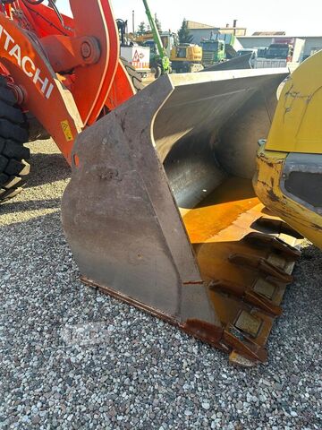 Hjullastare Hitachi ZW180-6