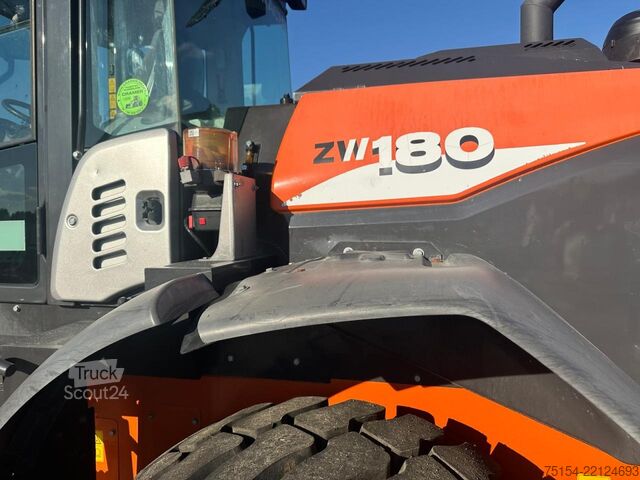 Hjullastare Hitachi ZW180-6