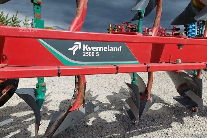 محـراث Kverneland S 2500 I-Plough 5-scharig