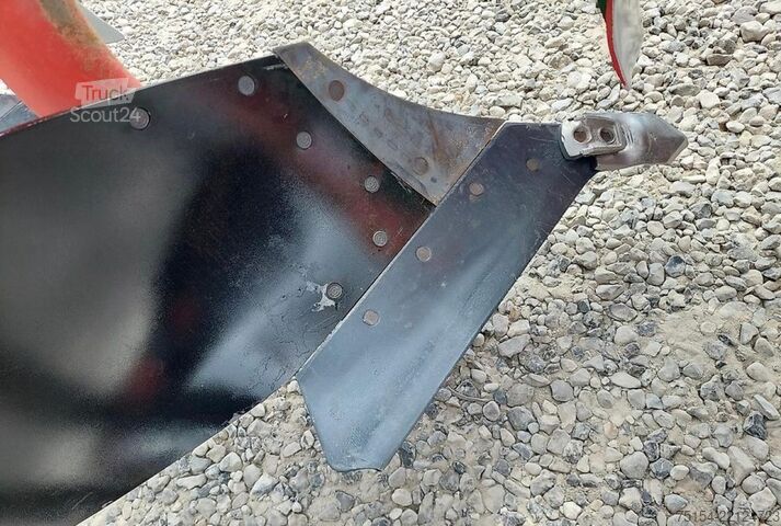 محـراث Kverneland S 2500 I-Plough 5-scharig