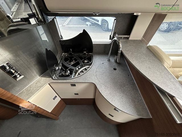 Integroitu matkailuauto CARTHAGO chic c-line I 4.9 LE Sky Dream Comfort