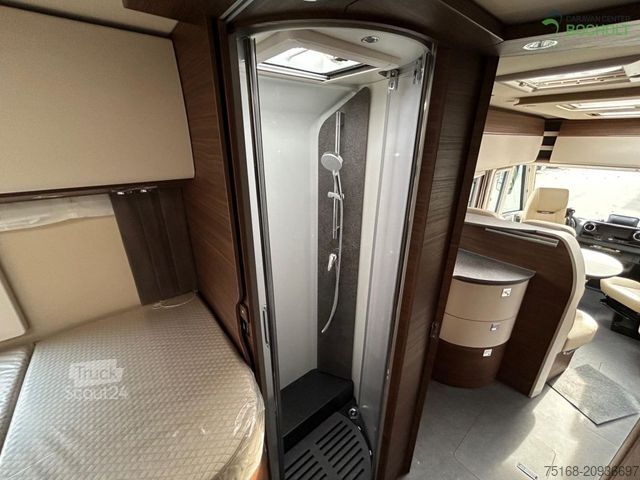 Integroitu matkailuauto CARTHAGO chic c-line I 4.9 LE Sky Dream Comfort